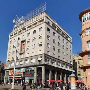B&B Centar