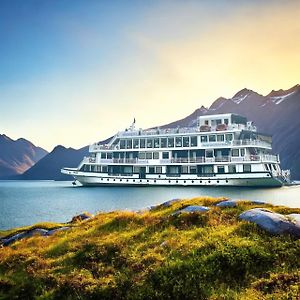 Arcady Boutique Cruise